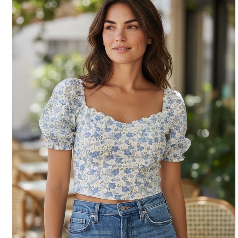 Blu Pepper Blue Ditsy Floral Sweetheart Smocked Crop Top Cottagecore Prairie M